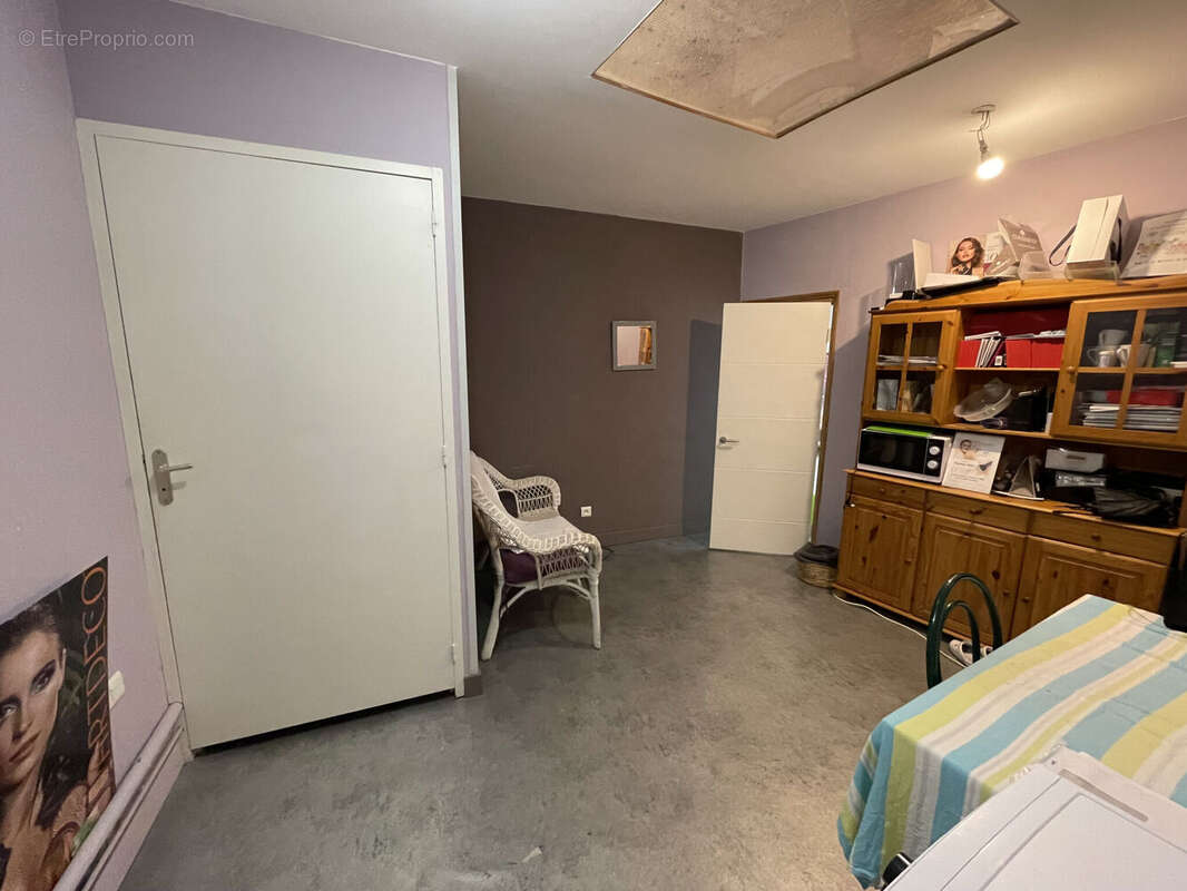 Photo 2 - Autre à AMPLEPUIS