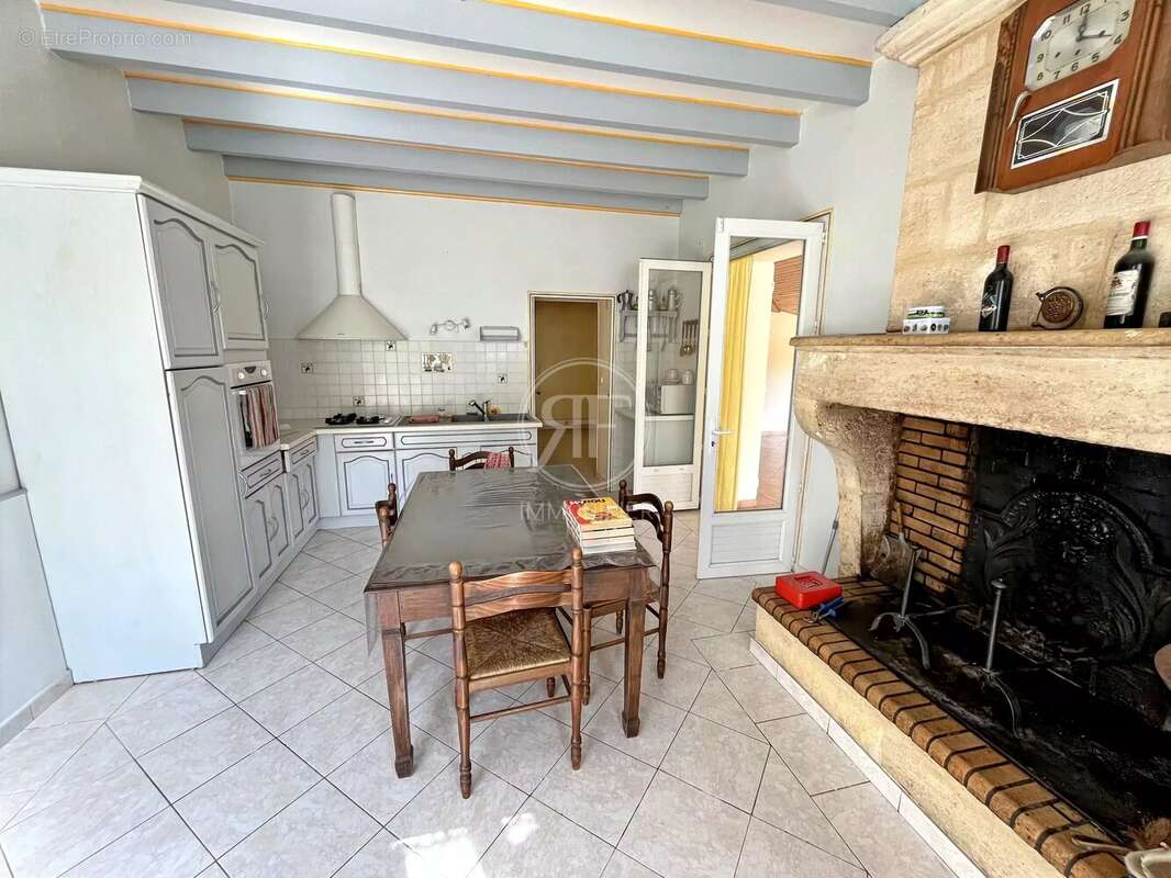 Maison à SAINT-CIBARD
