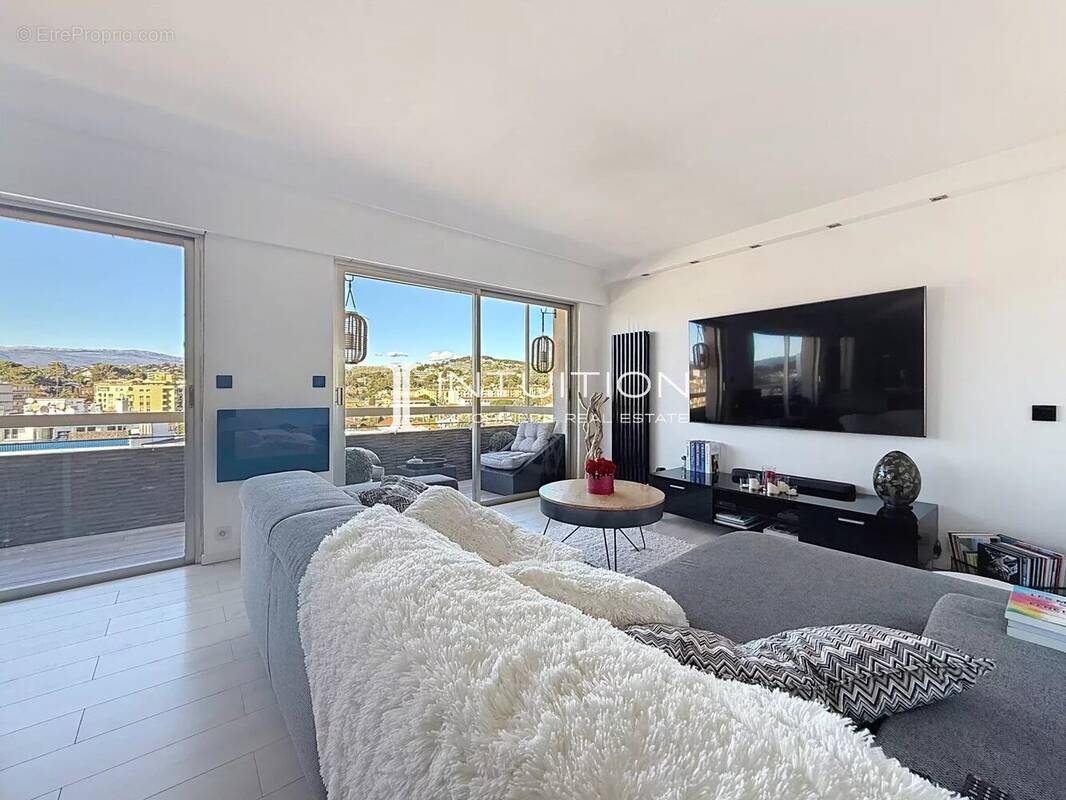 Appartement à LE CANNET