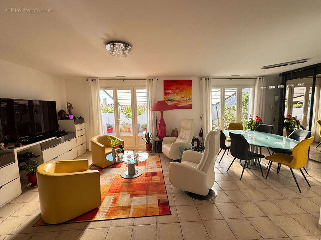 Maison à BIZE-MINERVOIS