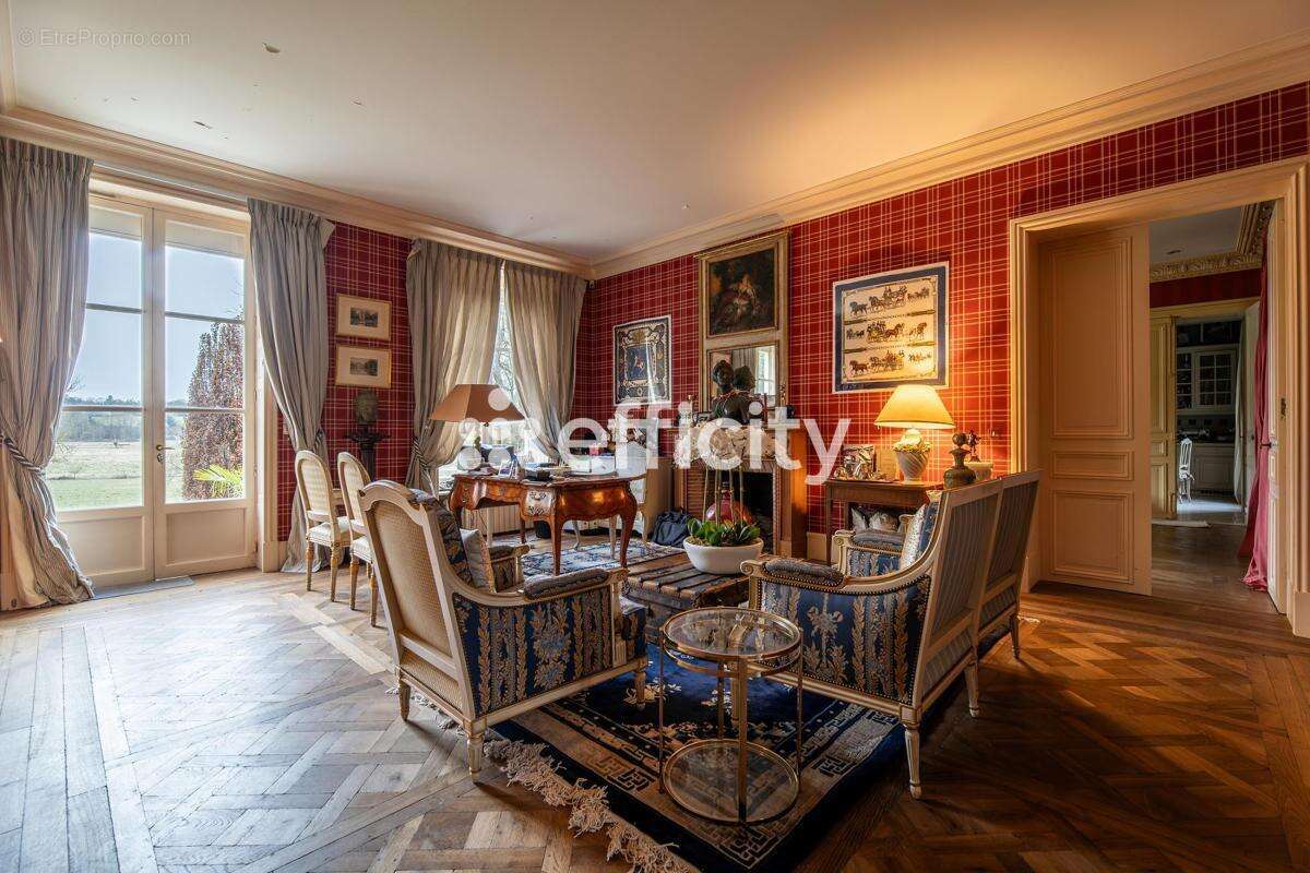 Maison 481 m² à Gouvieux  - photo 12