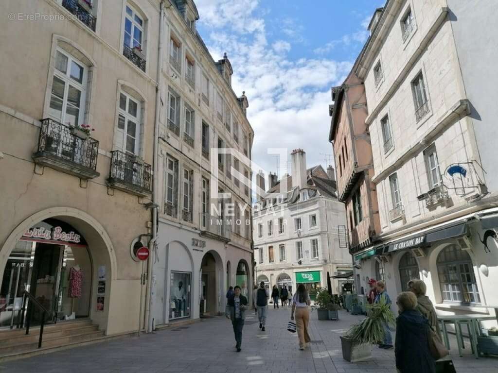 Immeuble de rapport centre ville - photo 2