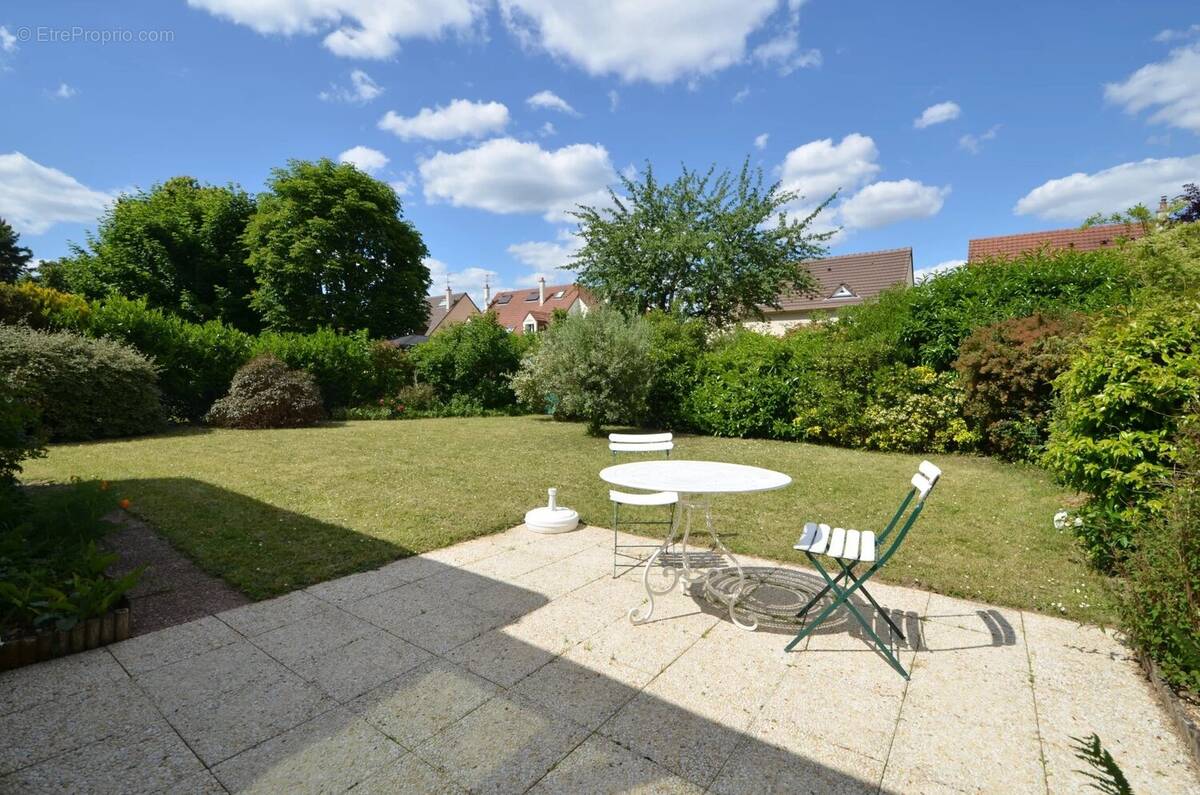 Maison à CROISSY-SUR-SEINE