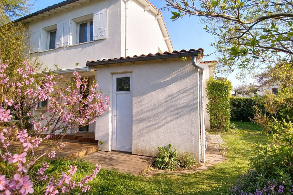 Maison à CUGNAUX