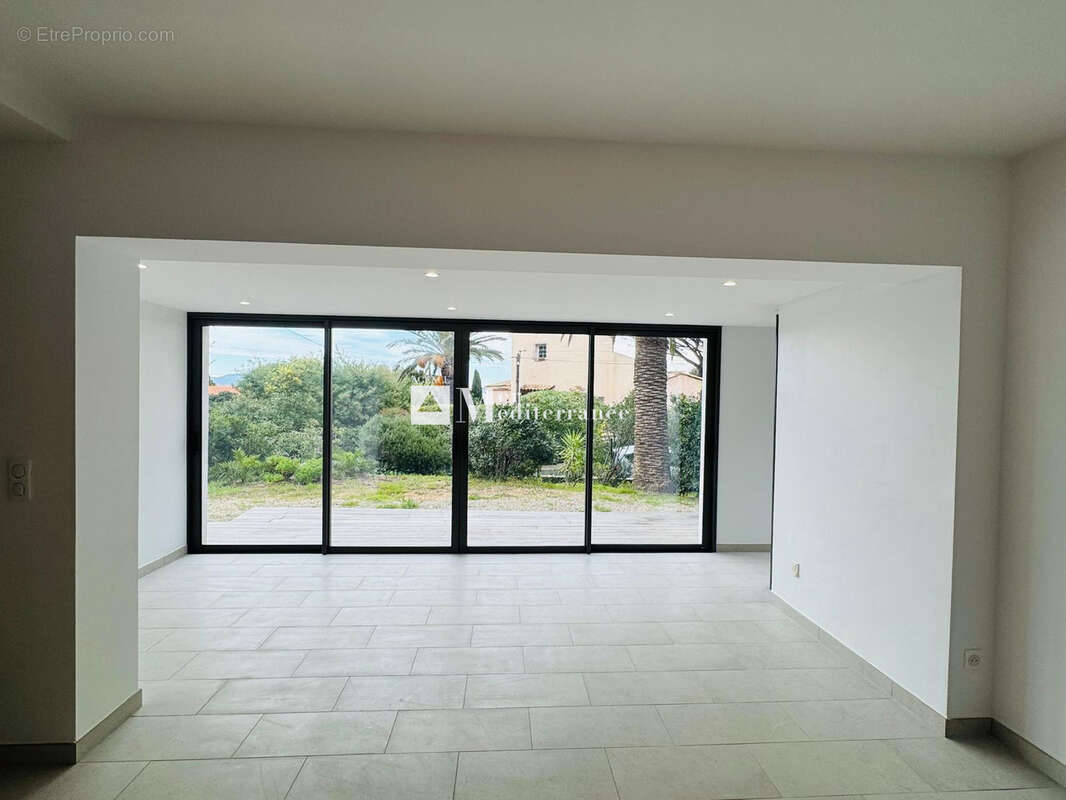 Appartement à LES ISSAMBRES