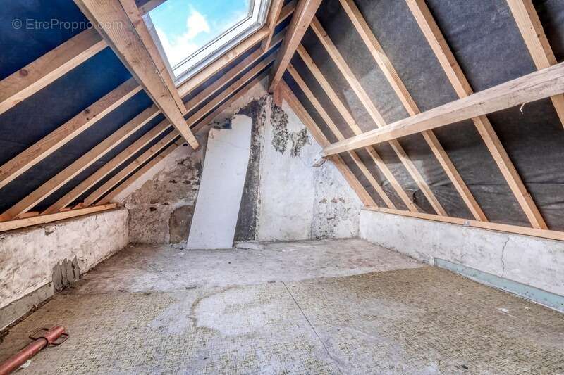 Maison à MONTGE-EN-GOELE