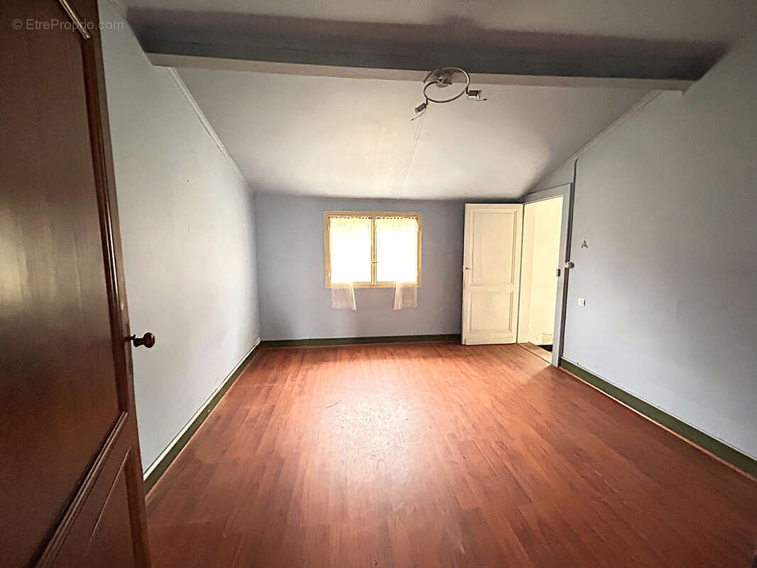 Maison à BELIN-BELIET