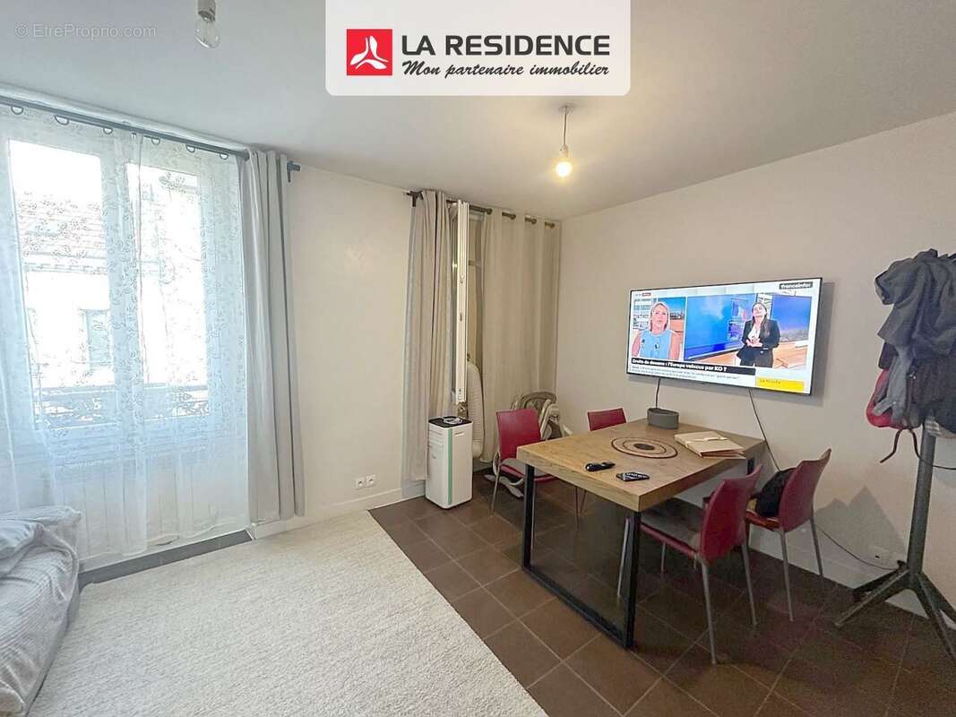 Appartement à STAINS
