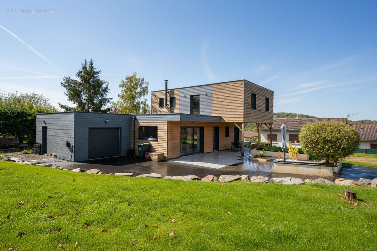 Maison à CHATELGUYON