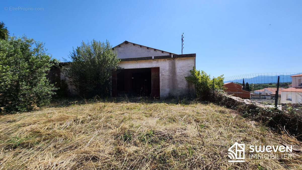Appartement à FOURQUES