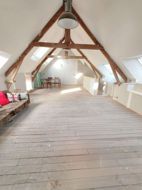 Maison à MUNEVILLE-LE-BINGARD