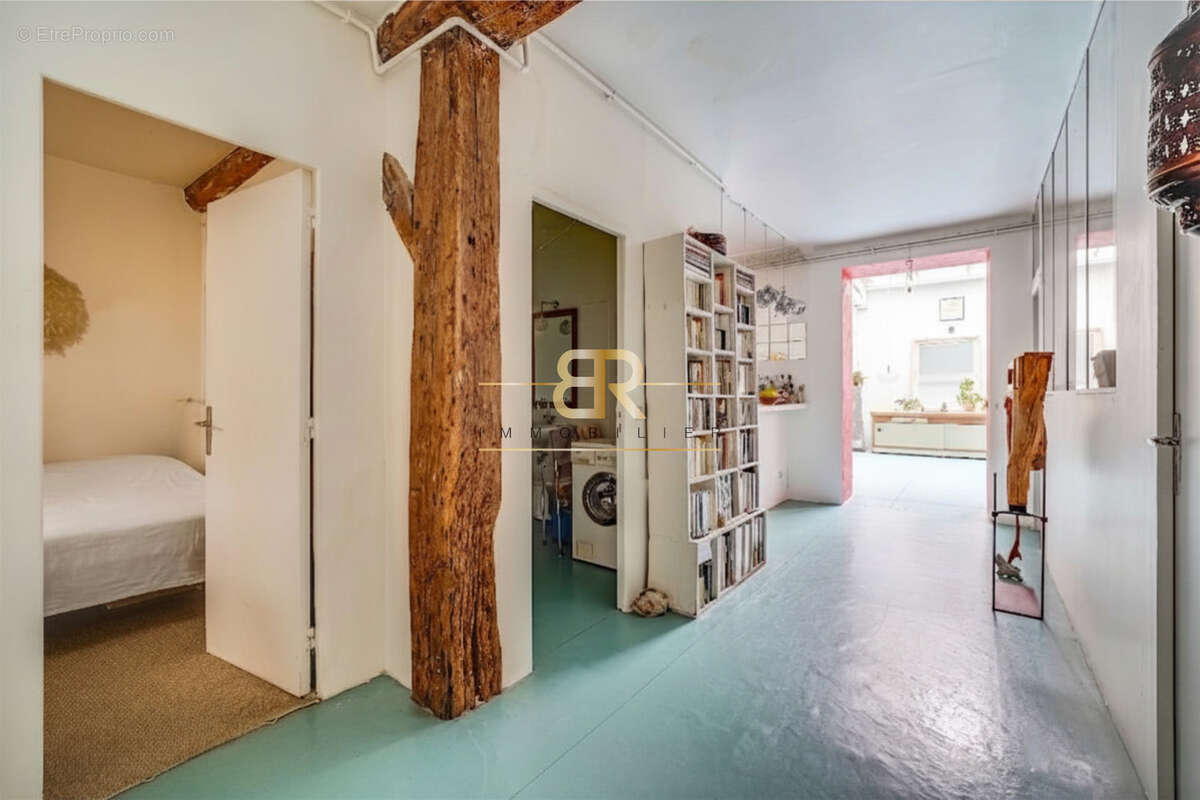 Appartement à PARIS-10E