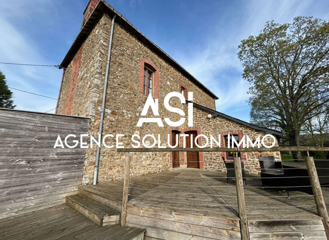 Maison à ANDOUILLE
