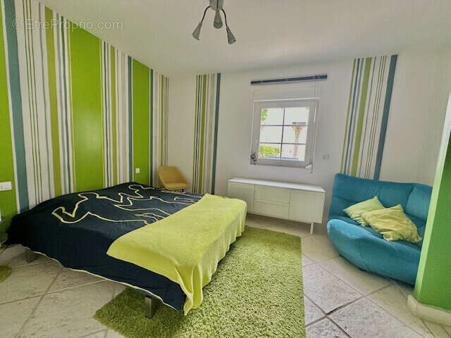 Maison à MONTBARTIER