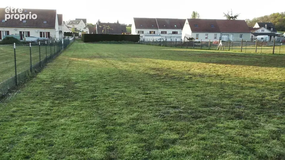 Photo Terrain à Le Meux au prix de 70 000€
