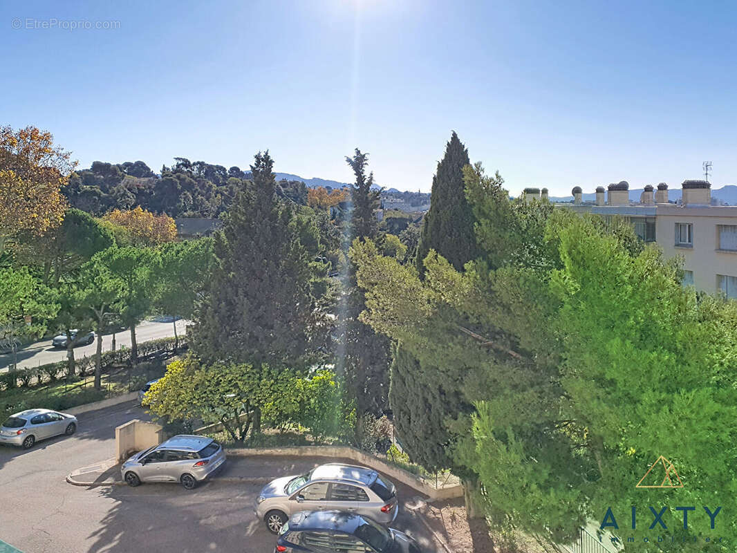 Appartement à MARSEILLE-13E