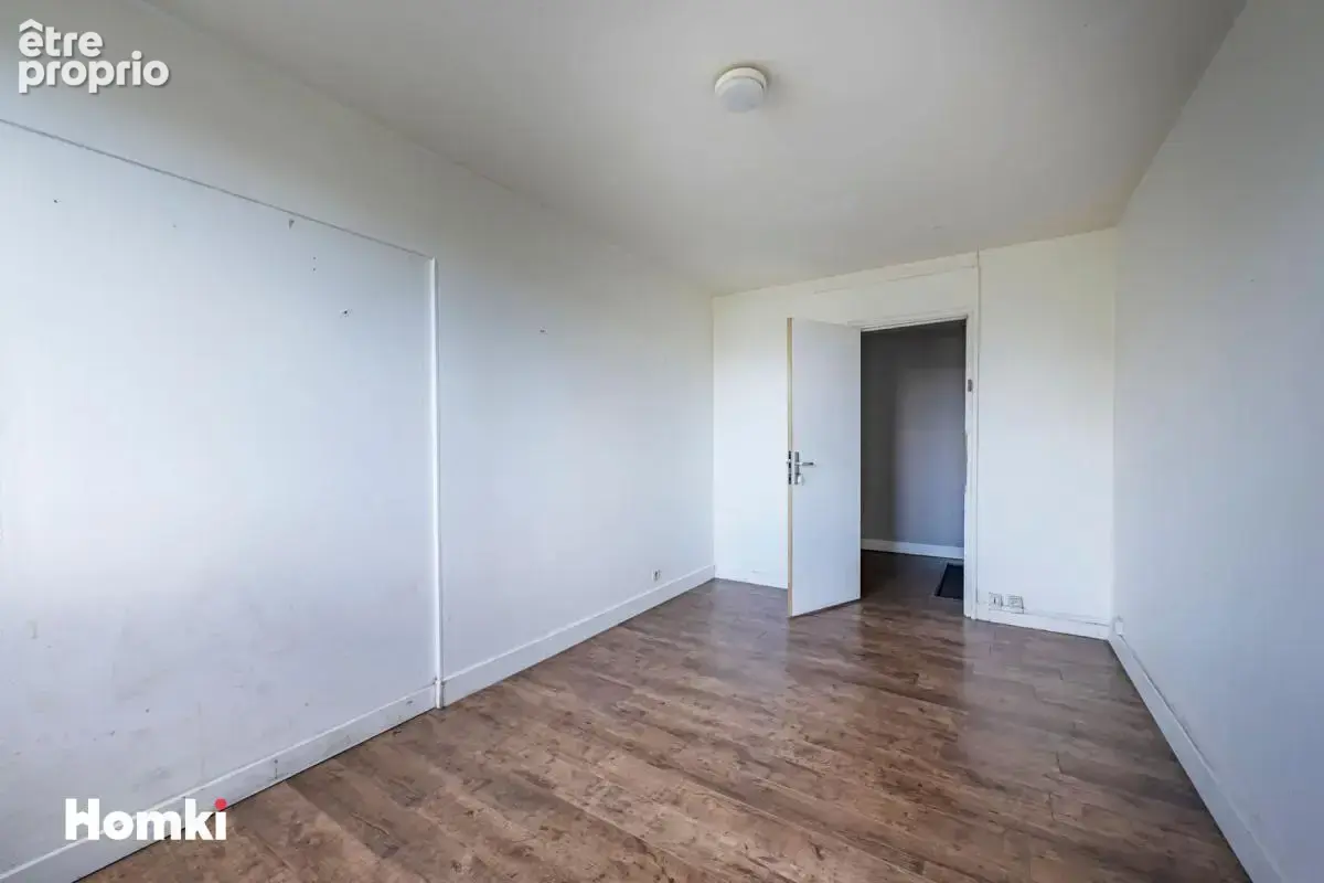 Appartement T5 de 100 m² à Oullins-Pierre-Bénite 69310, Rue du Centenaire - photo 8