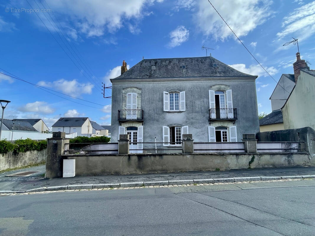 Maison à SABLE-SUR-SARTHE