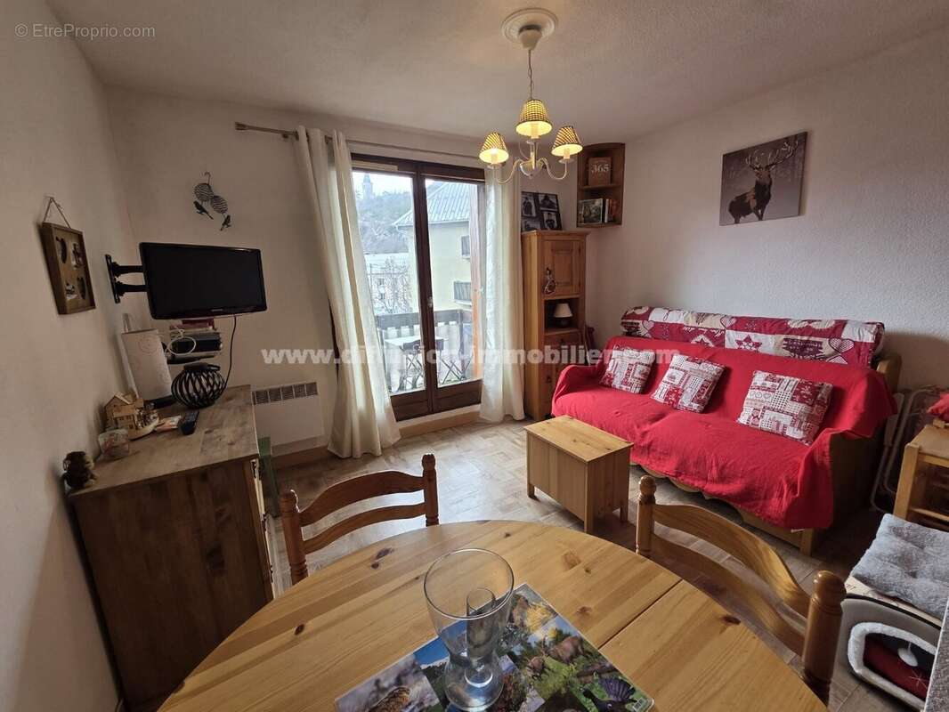 Appartement à JAUSIERS