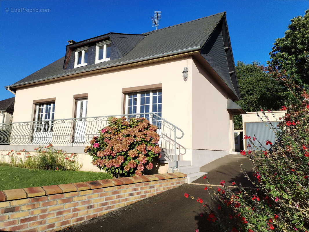 Maison 5 pièces 95 m2 - photo 2