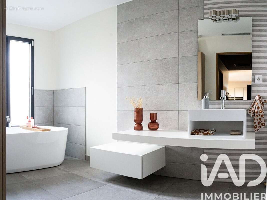 Photo 9 - Maison à PONT-SAINT-ESPRIT