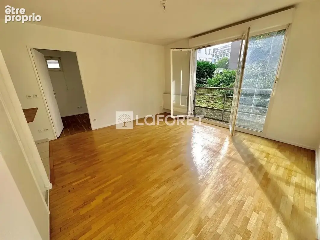 Appartement - 2 pièces - 38.32 m2 - Villejuif - photo 2