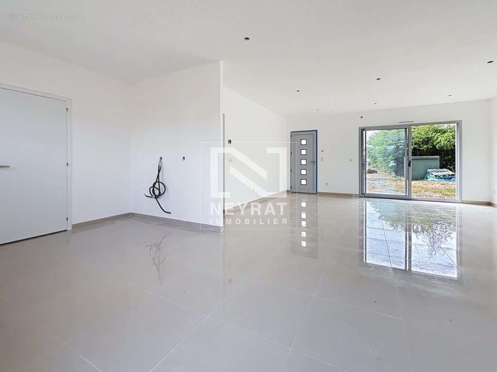 Maison neuve - photo 2