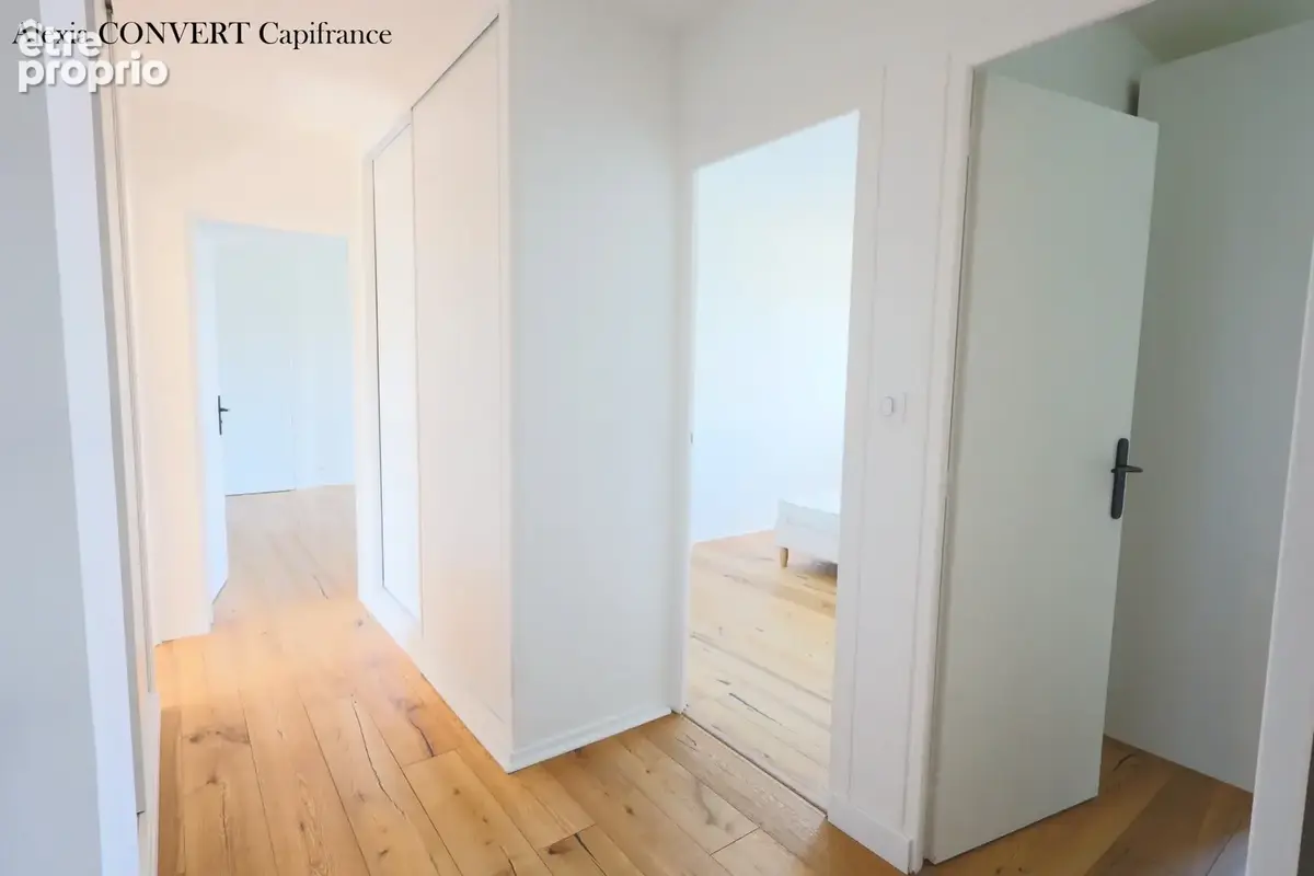 Appartement d'exception 99m² avec garage vue panoramique à SAINT LAURENT SUR SAONE (01) - photo 7