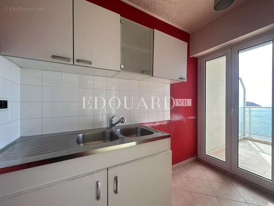 Appartement à ROQUEBRUNE-CAP-MARTIN