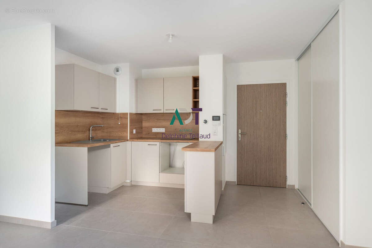 Appartement à MEYLAN