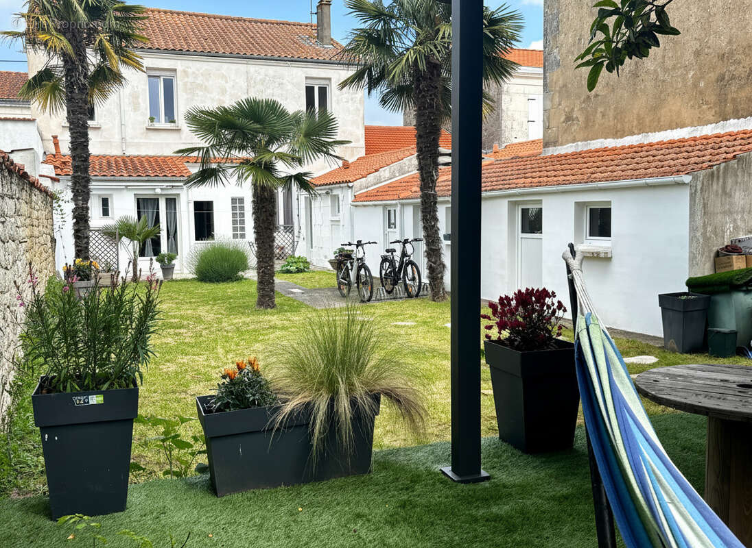 Maison à ROCHEFORT