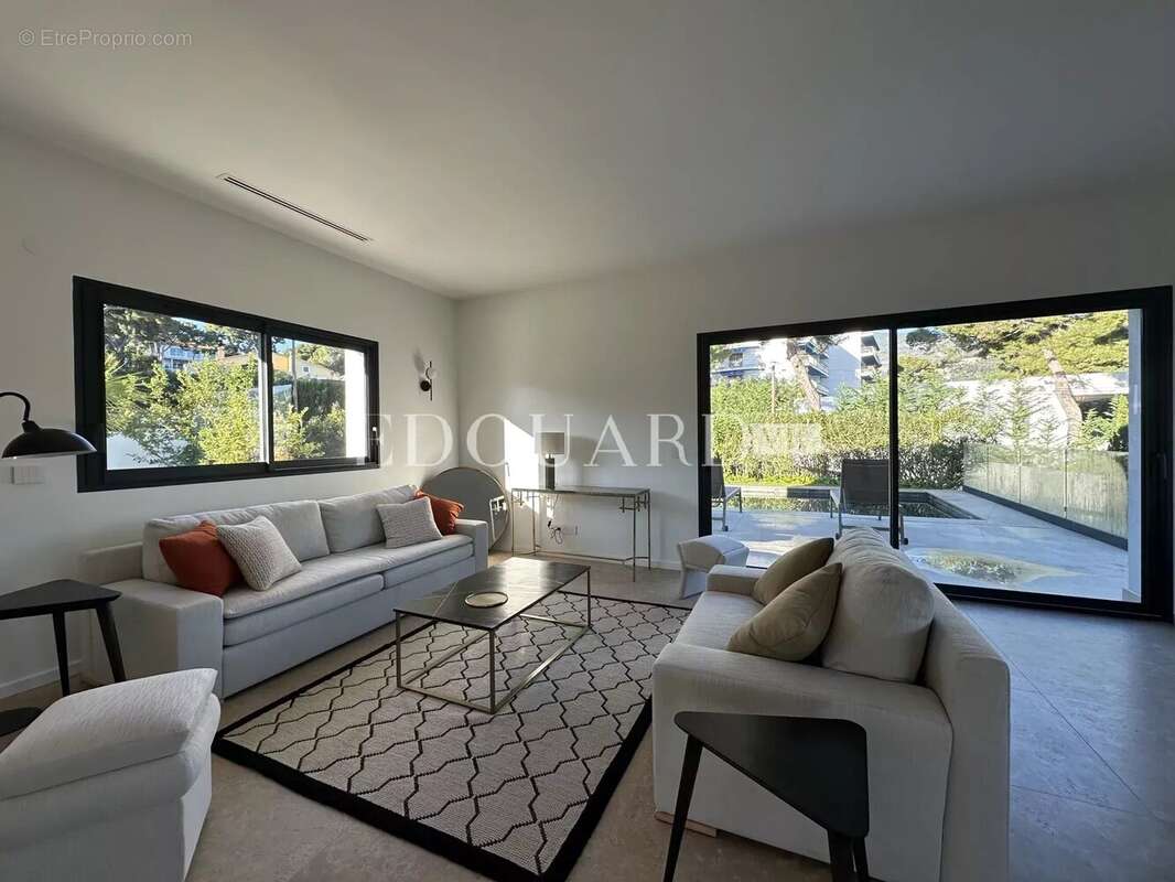 Maison à ROQUEBRUNE-CAP-MARTIN