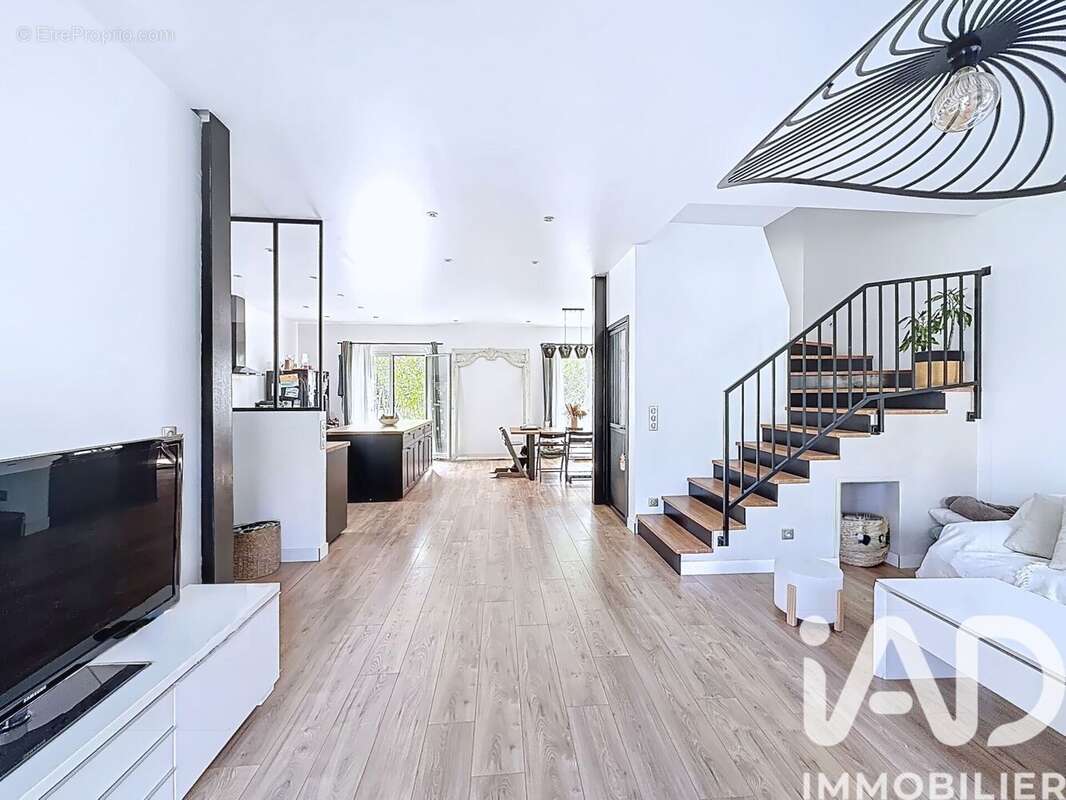 Photo 3 - Maison à LE PLESSIS-TREVISE