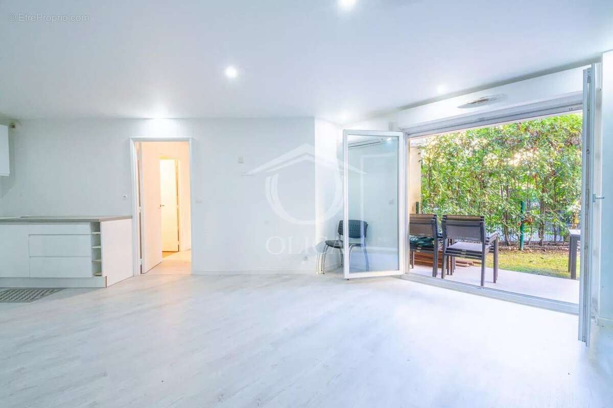 Appartement à MENTON
