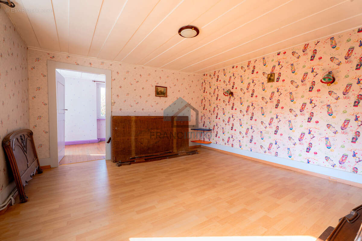 Maison à VAUFREY