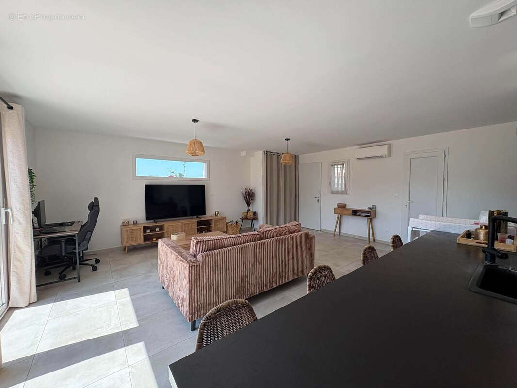 Maison Neuve Beaucaire - photo 3