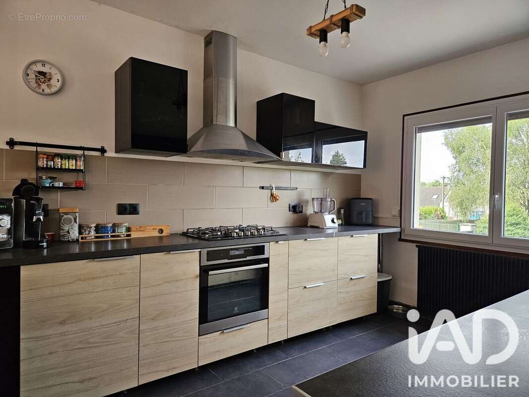 Maison 131 m² à Abondant  - photo 7