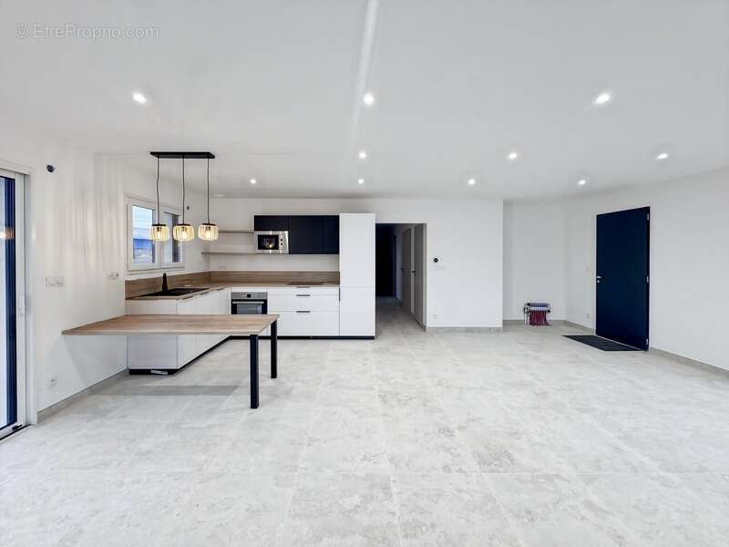 Maison à REMILLY-SUR-TILLE