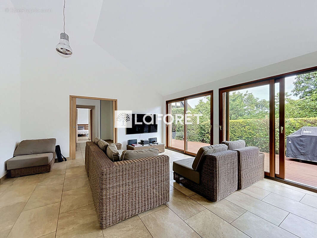 Maison Vernouillet 5 pièce(s) 112 m2, Terrain 909m2 - photo 3