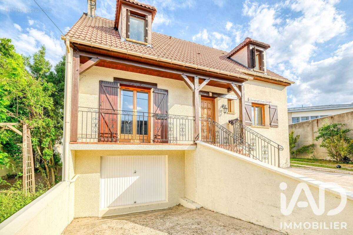 Photo 1 - Maison à VILLEPARISIS