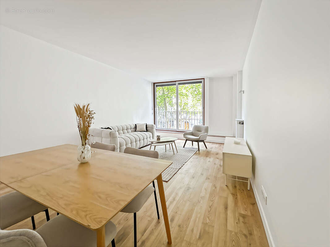 Appartement Paris 4 pièce(s) 68.17 m2 - photo 2