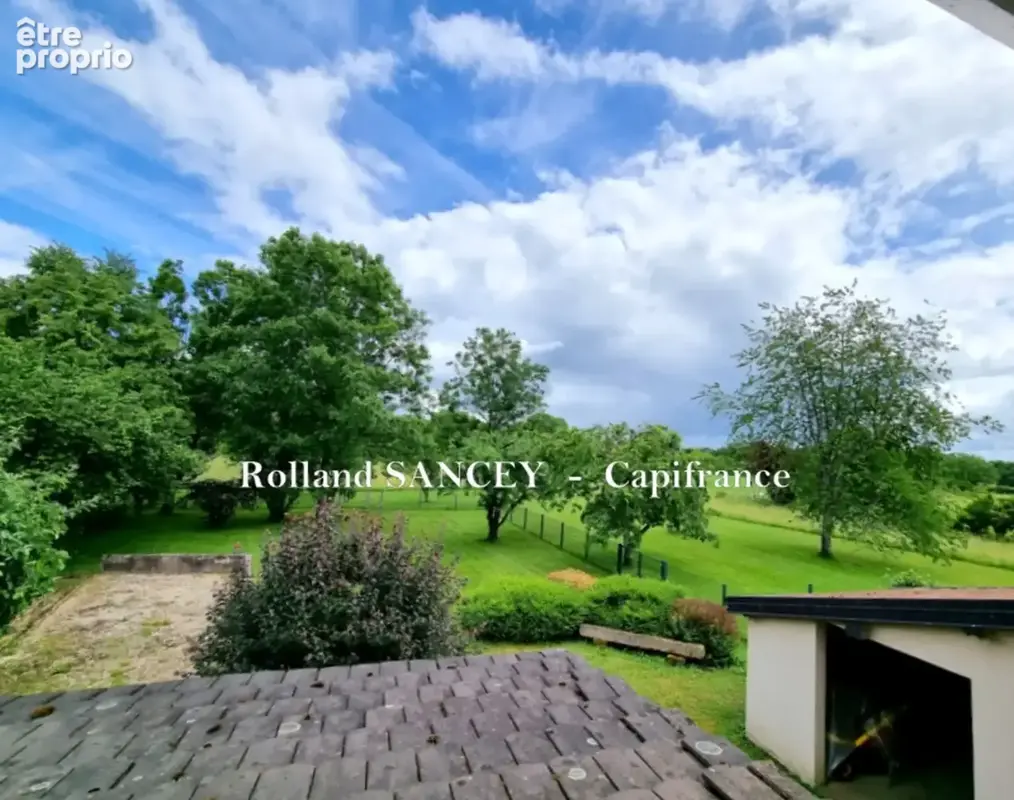 A vendre  ROYE (70) Maison avec habitation principale et logement locatif sur plus de 5800 m2 - photo 7