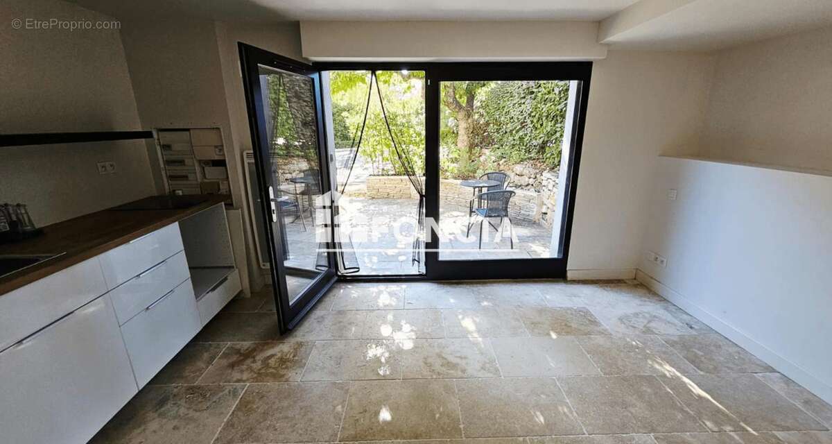 Appartement à LE THOLONET