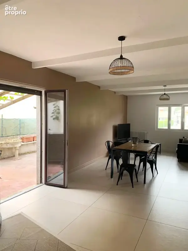 À L'Escarene 22 kilomètres de Nice, Un appartement confortable, authentique et moderne au cœur du village. - photo 7