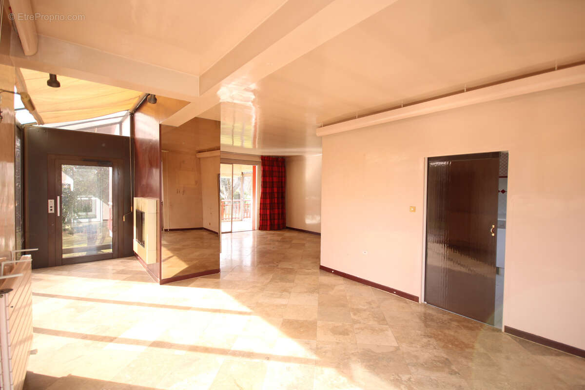 Maison à LAROQUE-D'OLMES