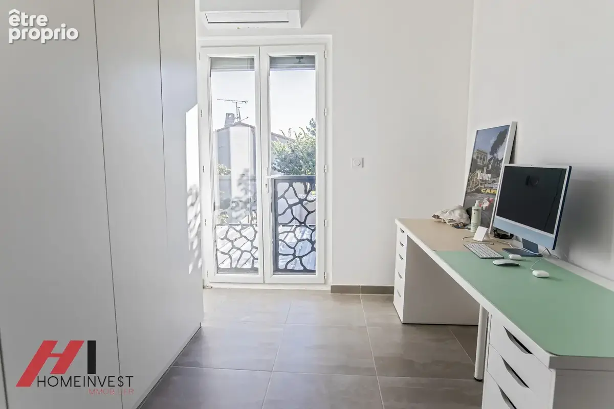 Maison T3 refaite entièrement avec piscine et parking.. - photo 16