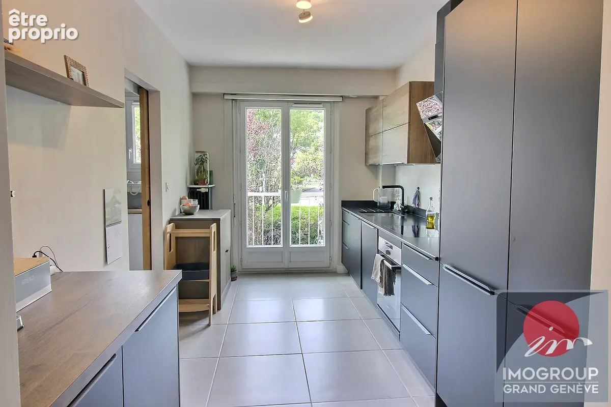Appartement Divonne Les Bains 4 pièce(s) 116.51 m2 - photo 3