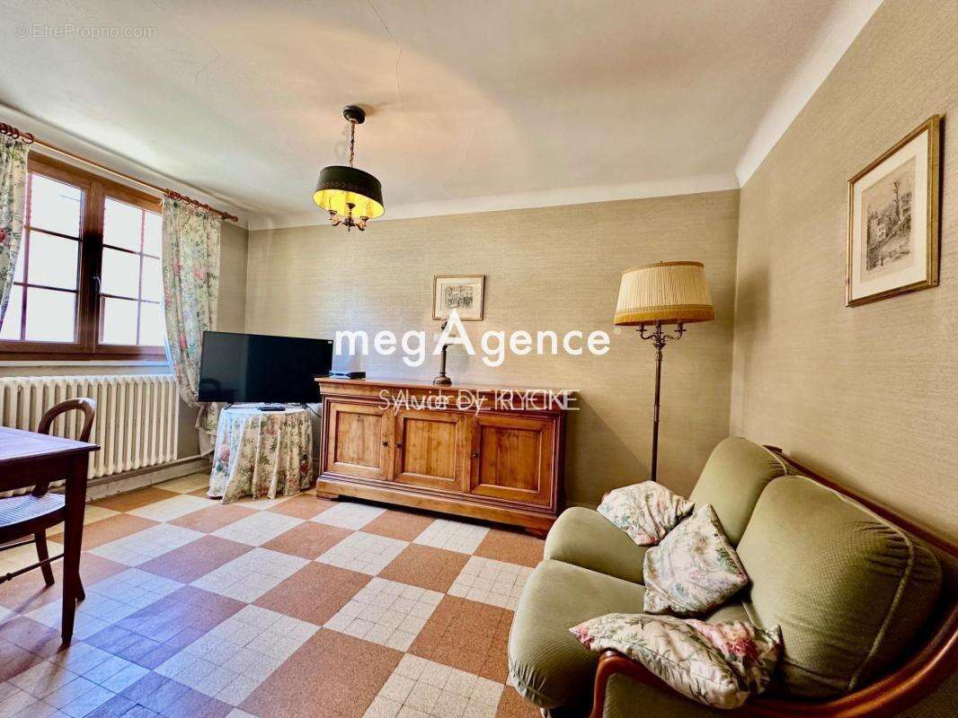 Ensemble de deux maisons avec jardin de 565m2 - photo 5