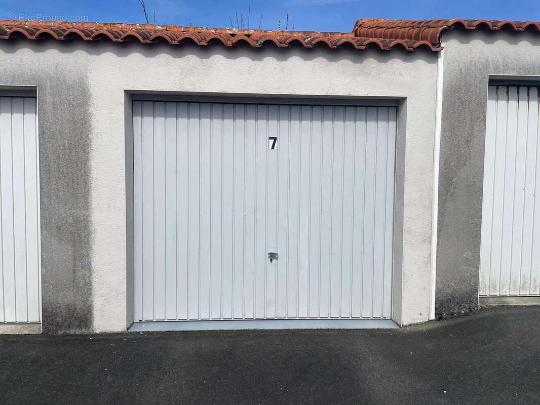 Photo 3 - Parking à LES SABLES-D'OLONNE