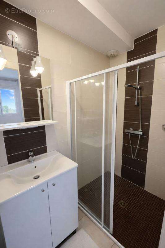 Maison à LE RELECQ-KERHUON